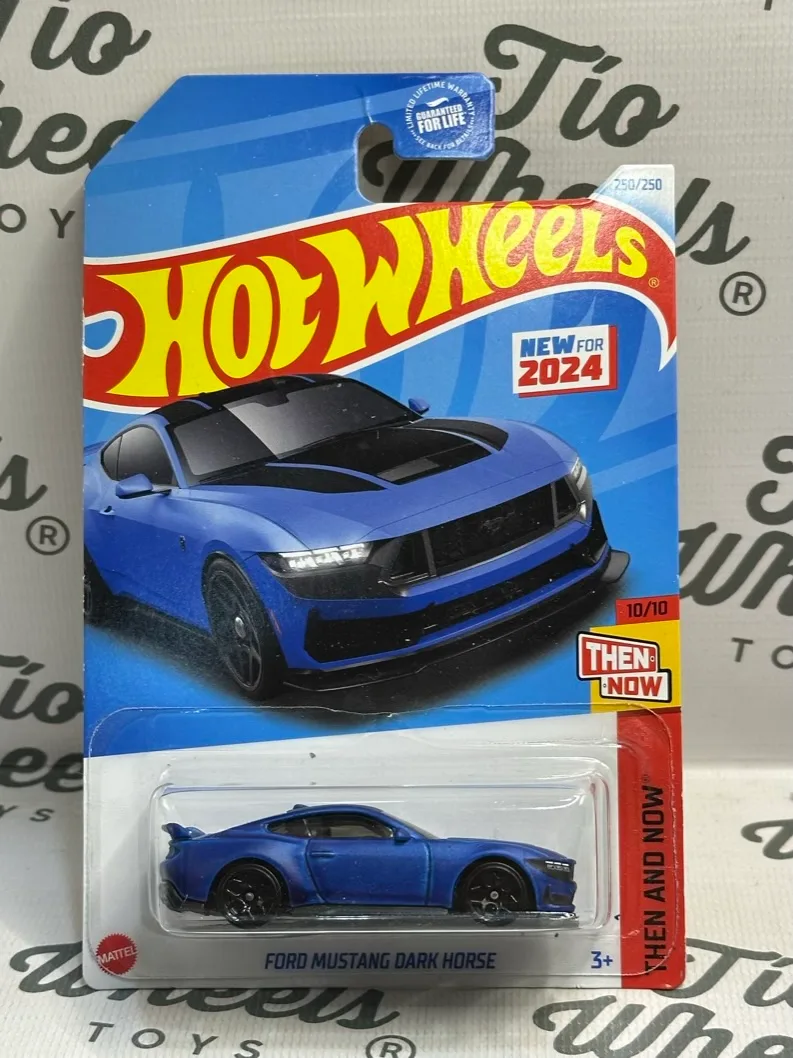Ford Mustang Dark Horse