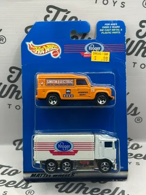 Pack 2 Kroger Exclusive LAND ROVER Mkll / HIWAY HAULER