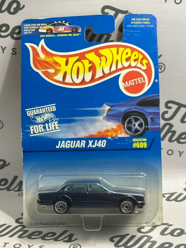 Jaguar XJ40