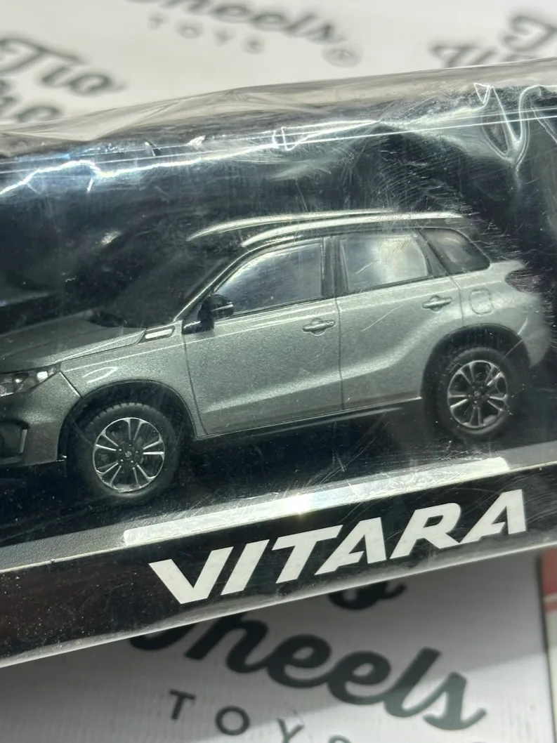 Suzuki Vitara LHD 2018 1:43
