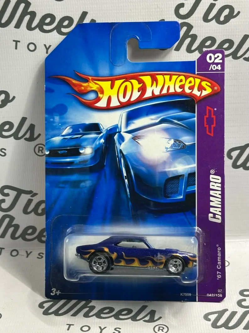 Camaro 1967 (abre capot)