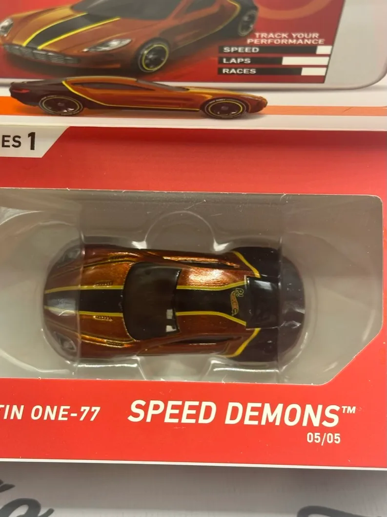 Aston Martin One - 77 ID