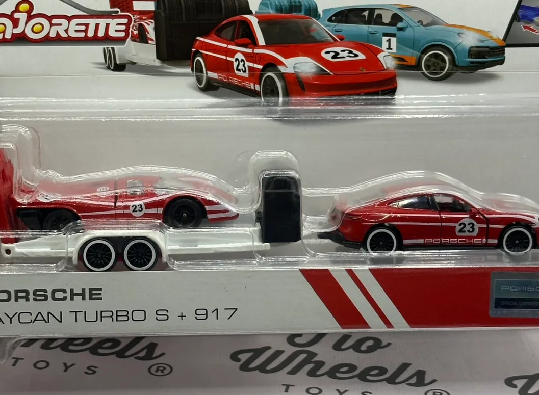 Porsche Taycan + Porsche 917