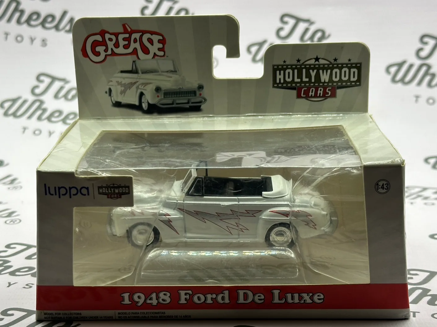 Ford De Luxe 1948 Grease 1:43
